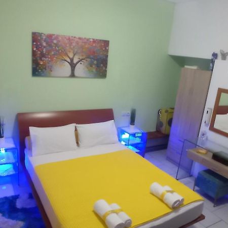 Kiki Apartment Kavala Bagian luar foto