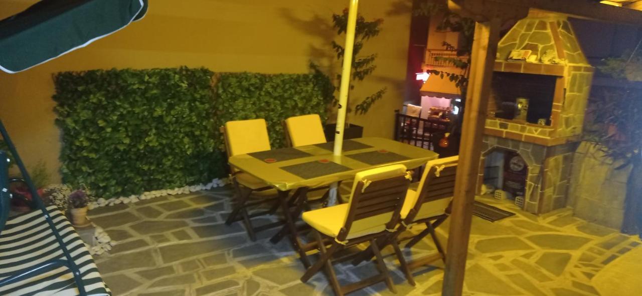 Kiki Apartment Kavala Bagian luar foto